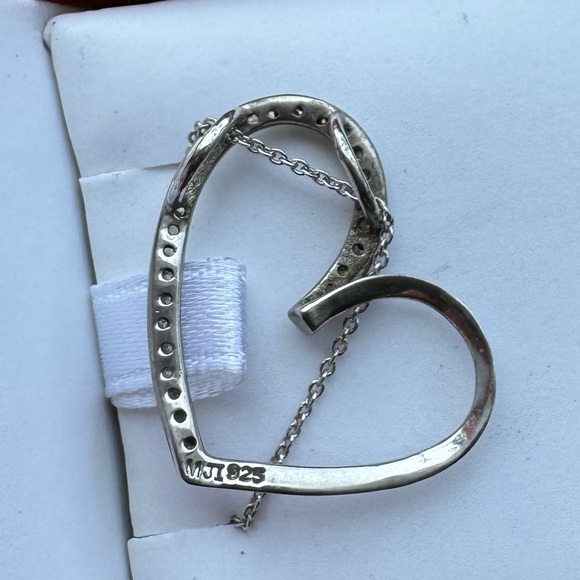 Silver Heart Necklace - Picture 4 of 5